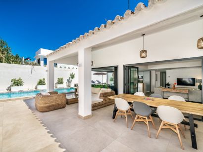 Villa for rent in Beach Side Golden Mile, Marbella Golden Mile