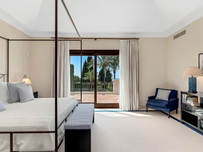 Villa for sale in Sierra Blanca, Marbella Golden Mile