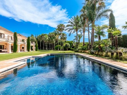 Villa for sale in Sierra Blanca, Marbella Golden Mile
