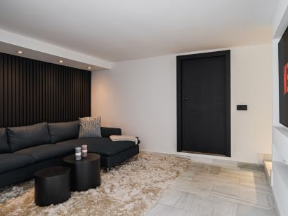 Villa for sale in Nueva Andalucia, Marbella