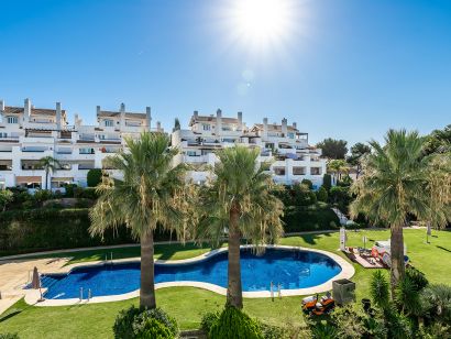 Penthouse for sale in Los Monteros, Marbella East