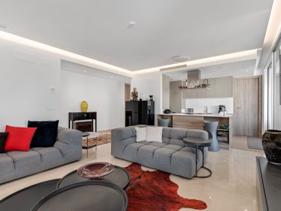 Apartamento a la venta en Nueva Andalucia, Marbella