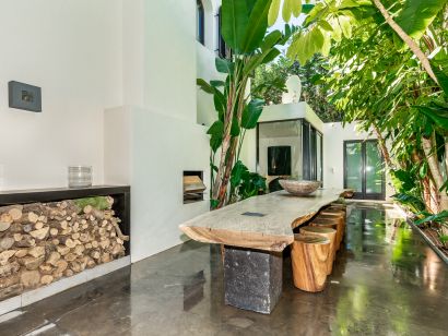 Villa for sale in Los Monteros, Marbella East