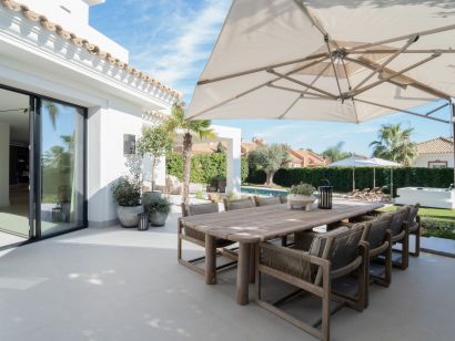 Villa for sale in Los Monteros, Marbella East