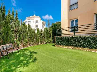 Apartment for sale in Elviria, Marbella East