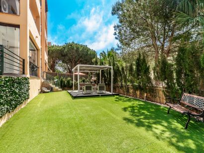 Apartment for sale in Elviria, Marbella East