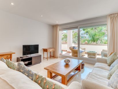 Apartment for sale in Beach Side Golden Mile, Marbella Golden Mile