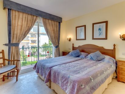 Apartment for sale in Elviria, Marbella East