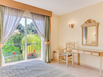 Apartment for sale in Elviria, Marbella East