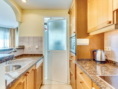Apartment for sale in Elviria, Marbella East