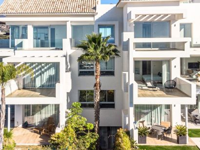 Penthouse for sale in Marbella Club Golf Resort, Benahavis