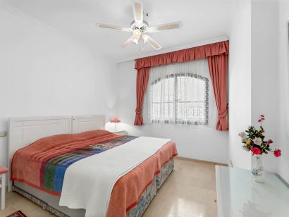 Apartment for sale in Los Arqueros, Benahavis