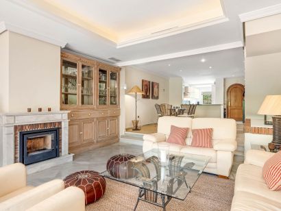 Town House for sale in Nueva Andalucia, Marbella
