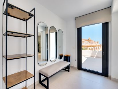Villa for rent in Costabella, Marbella East