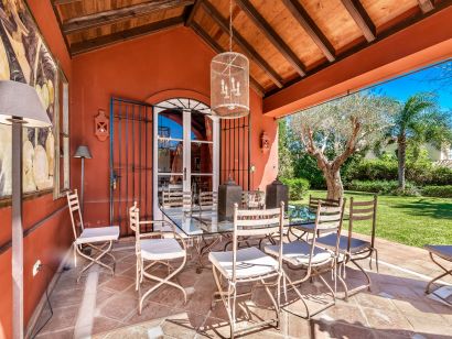 Villa for sale in Guadalmina Baja, San Pedro de Alcantara