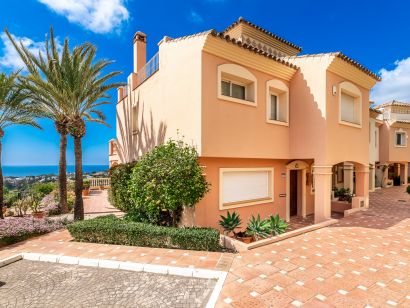 Town House for sale in Elviria, Marbella East