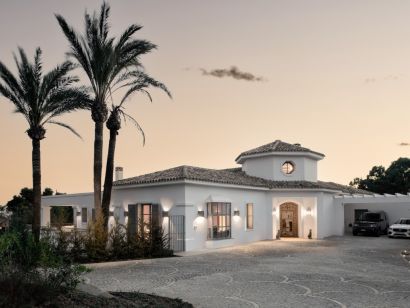 Villa a la venta en El Madroñal, Benahavis