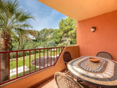 Apartment for sale in Cabopino, Marbella East