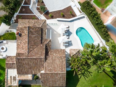 Villa for sale in El Rosario, Marbella East