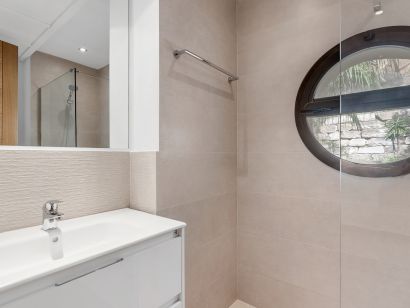 Penthouse for sale in Rio Real, Marbella East