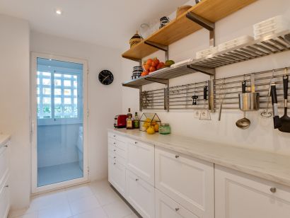 Wohnung zu verkaufen in Nueva Andalucia, Marbella