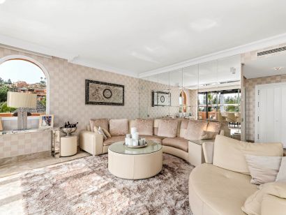 Penthaus zu verkaufen in Nueva Andalucia, Marbella