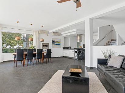 Villa for sale in Nueva Andalucia, Marbella