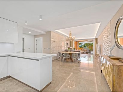 Wohnung zu verkaufen in Nueva Andalucia, Marbella