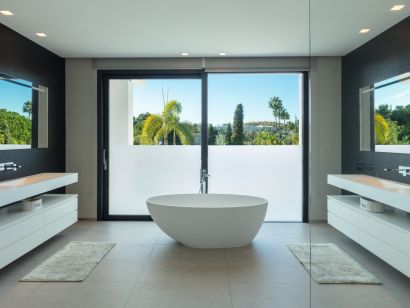 Villa for sale in Nueva Andalucia, Marbella