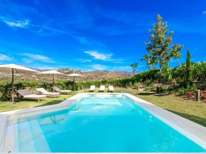 Villa para alquiler en Los Monteros, Marbella Este