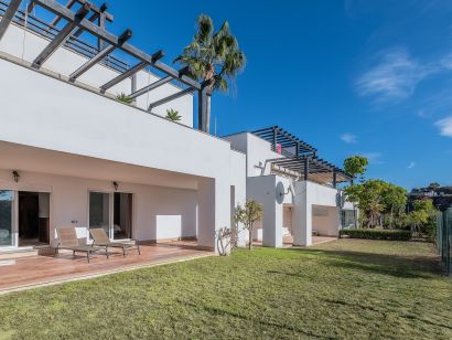 Maison de Ville à vendre dans Los Monteros, Marbella Est