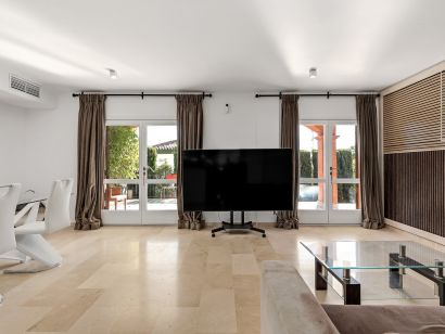 Semi Detached House for rent in Marbella Golden Mile