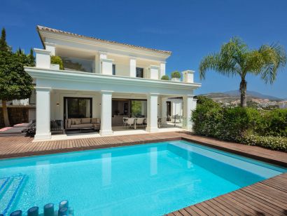 Villa zu verkaufen in Nueva Andalucia, Marbella