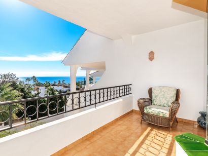 Apartamento a la venta en El Rosario, Marbella Este