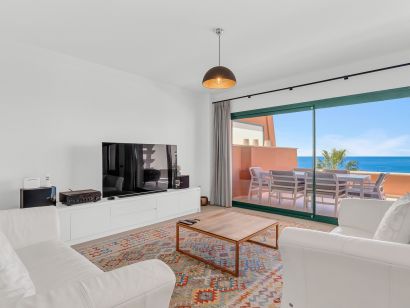 Zweistöckiges Penthouse zu verkaufen in El Rosario, Marbella Ost