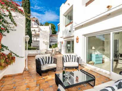 Apartamento a la venta en Los Monteros, Marbella Este