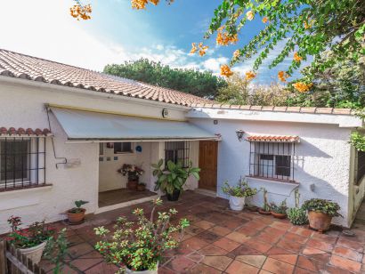 Villa à vendre dans Los Monteros, Marbella Est