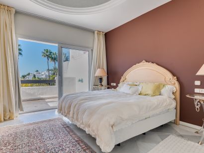 Apartamento a la venta en Beach Side Golden Mile, Marbella Golden Mile