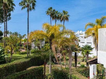 Apartamento a la venta en Beach Side Golden Mile, Marbella Golden Mile