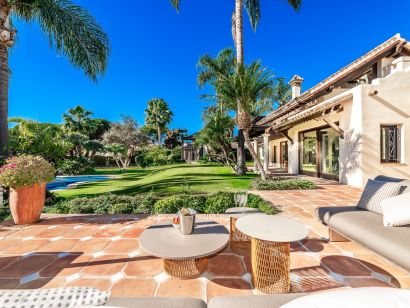 Villa a la venta en Beach Side Golden Mile, Marbella Golden Mile