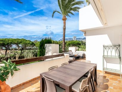 Wohnung zu verkaufen in Los Monteros, Marbella Ost