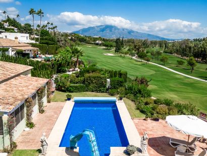 Villa for sale in Paraiso Alto, Benahavis