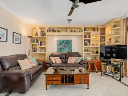 Apartment for sale in Elviria, Marbella East