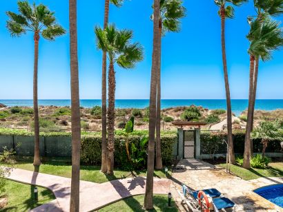 Apartment for sale in Elviria, Marbella East