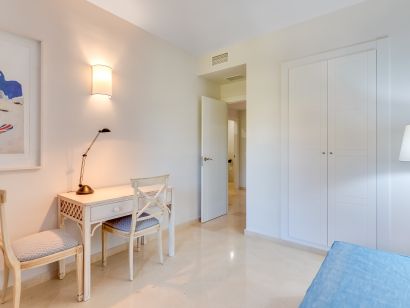 Apartment for rent in El Rosario, Marbella East