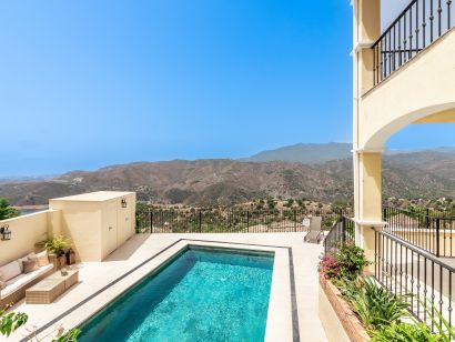 House for sale in Cerros del Lago, Istan