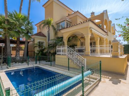 Doppelhaushälfte zu verkaufen in Marbella - Puerto Banus