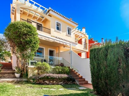 Doppelhaushälfte zu vermieten in El Rosario, Marbella Ost