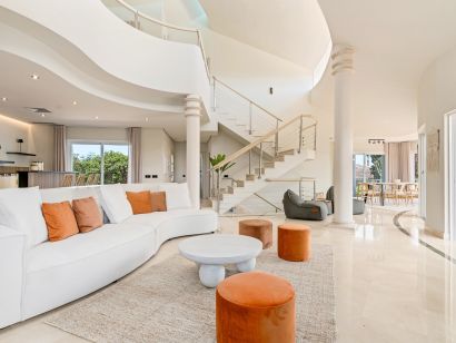 Villa for rent in Los Flamingos Golf, Benahavis