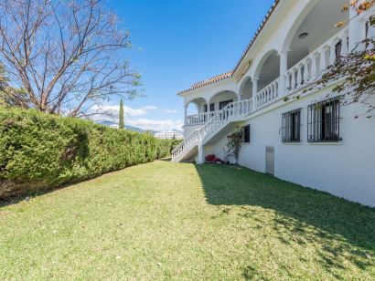 Villa a la venta en Guadalmina Alta, San Pedro de Alcantara